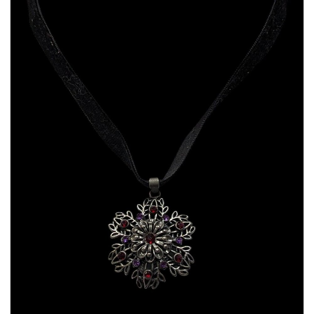 Whimsygoth Floral Rhinestone Beaded Pendant Necklace - Picture 2 of 6